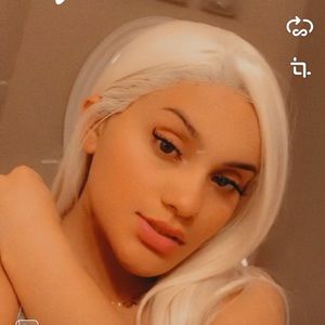 Meet your Posher, Ally